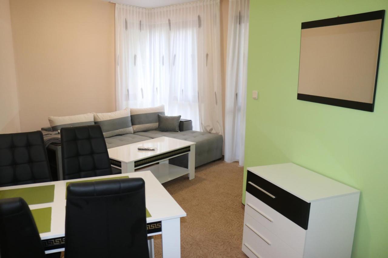 팜포로보 Winter Аpartments Gerovi 아파트 외부 사진