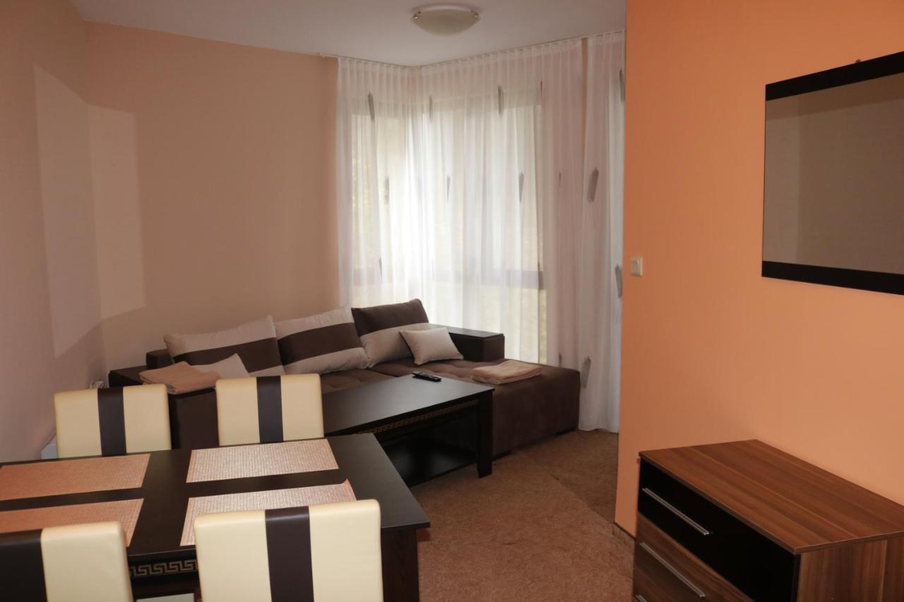 팜포로보 Winter Аpartments Gerovi 아파트 외부 사진