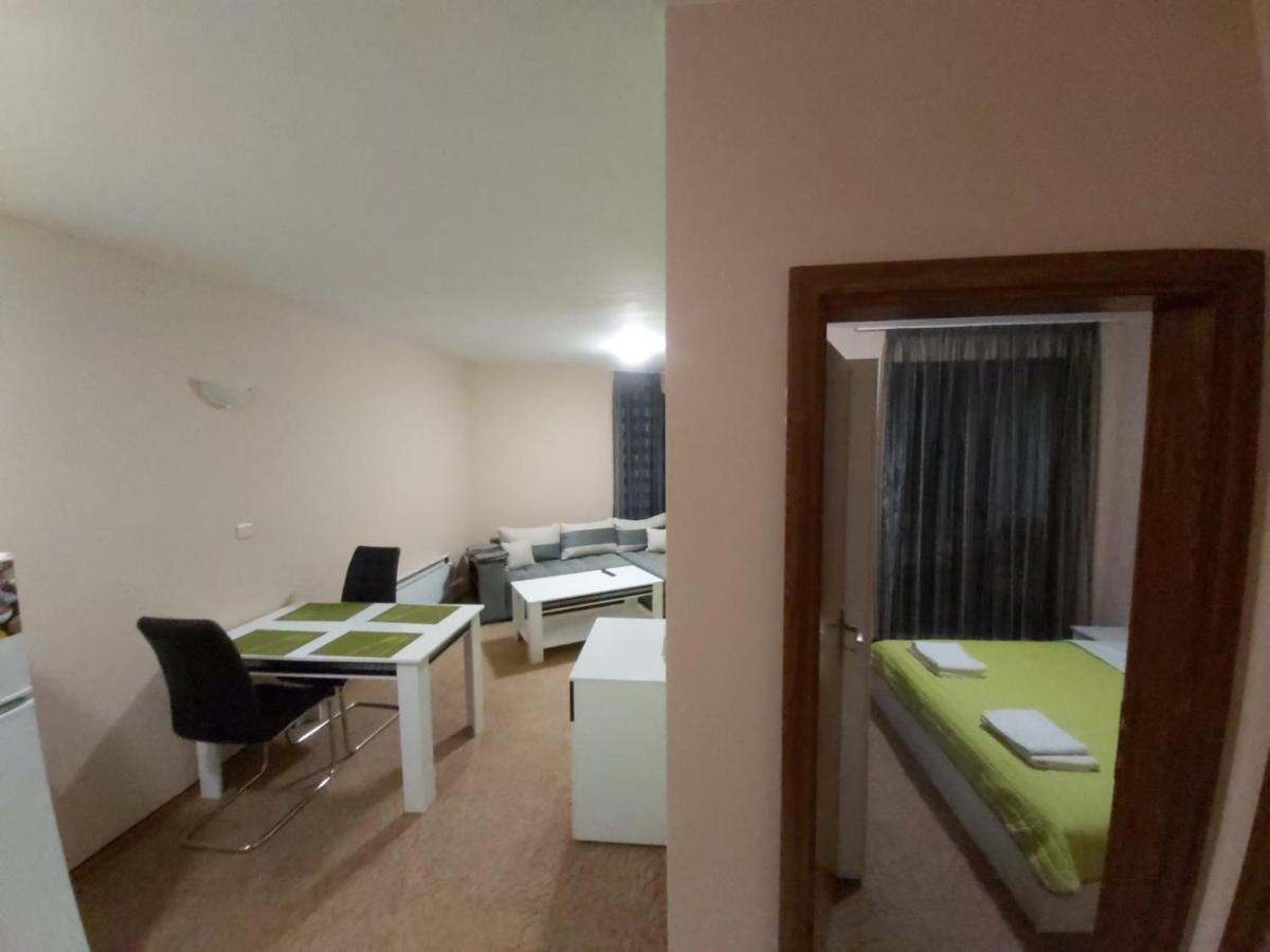 팜포로보 Winter Аpartments Gerovi 아파트 외부 사진